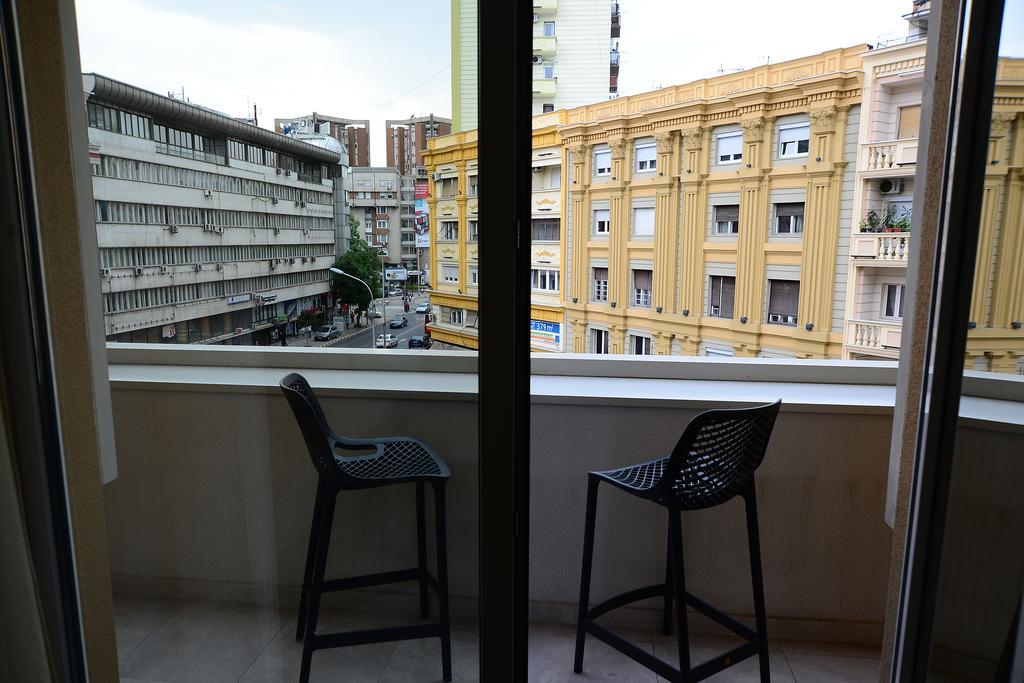 Alexandar Square Boutique Hotel Skopje Bagian luar foto